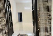 Cho thuê nhà nguyên căn ngõ 162 Đông Thiên, chỉ 6 Triệu, 80m2 (có khoảng sân rộng) 2 ngủ